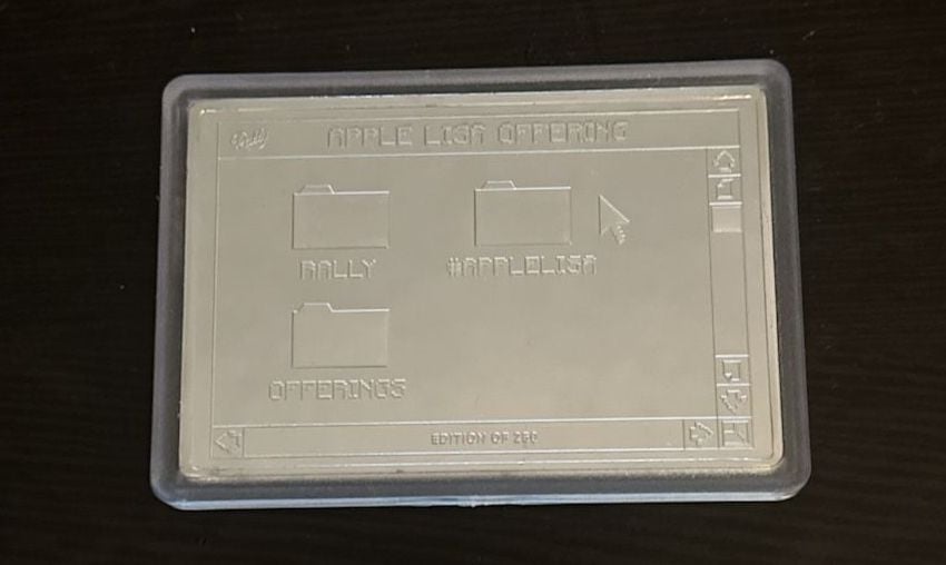 RSE Archive LLC Apple Lisa Offering Commemorative Plaque, Edition of 250 5