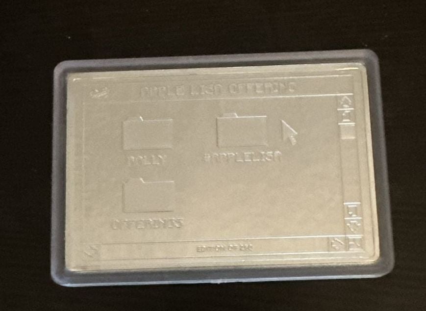 RSE Archive LLC Apple Lisa Offering Commemorative Plaque, Edition of 250 6