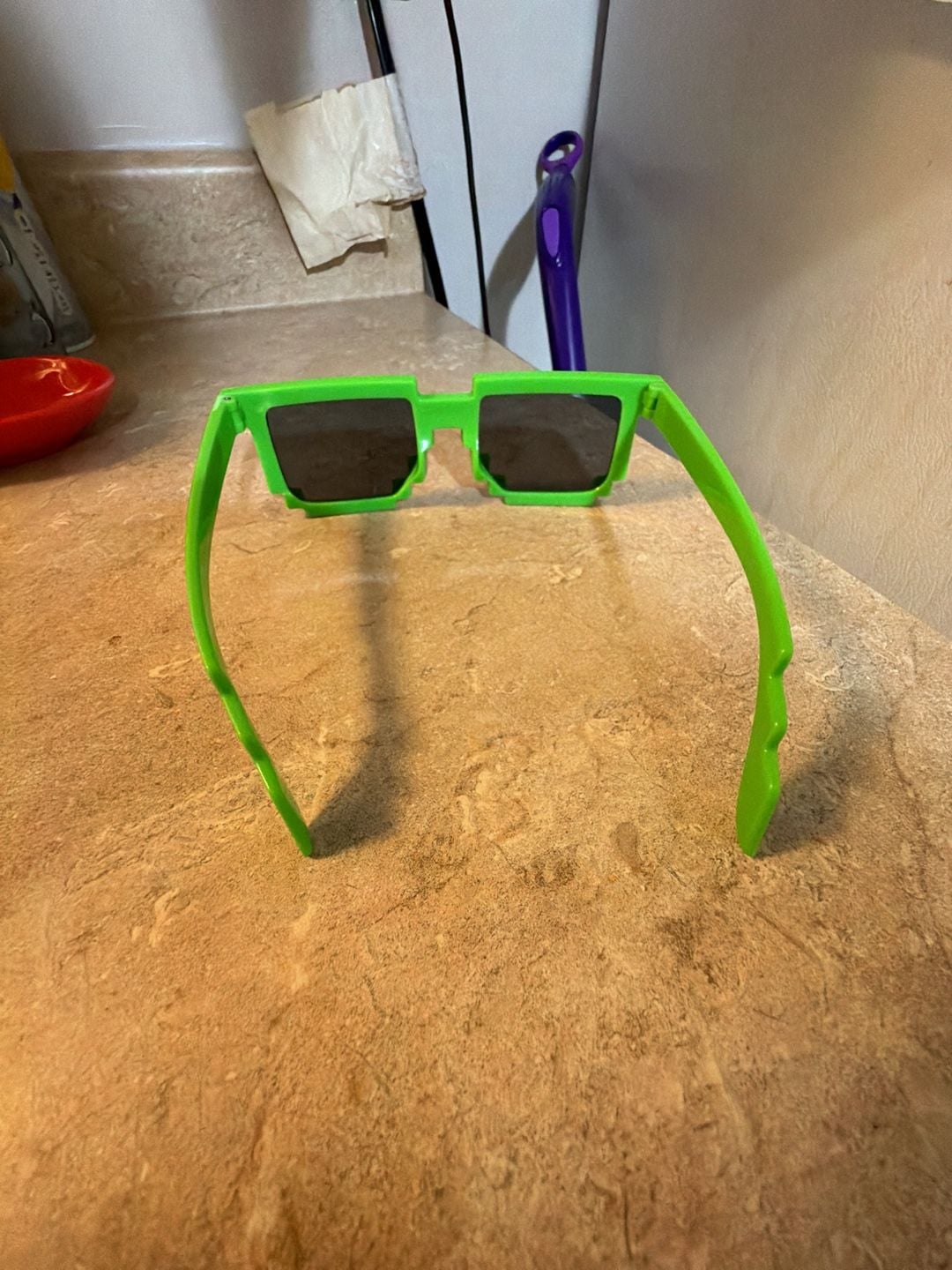 Retro 8-Bit Pixelated Videogame Style Sunglasses - Neon Green 2
