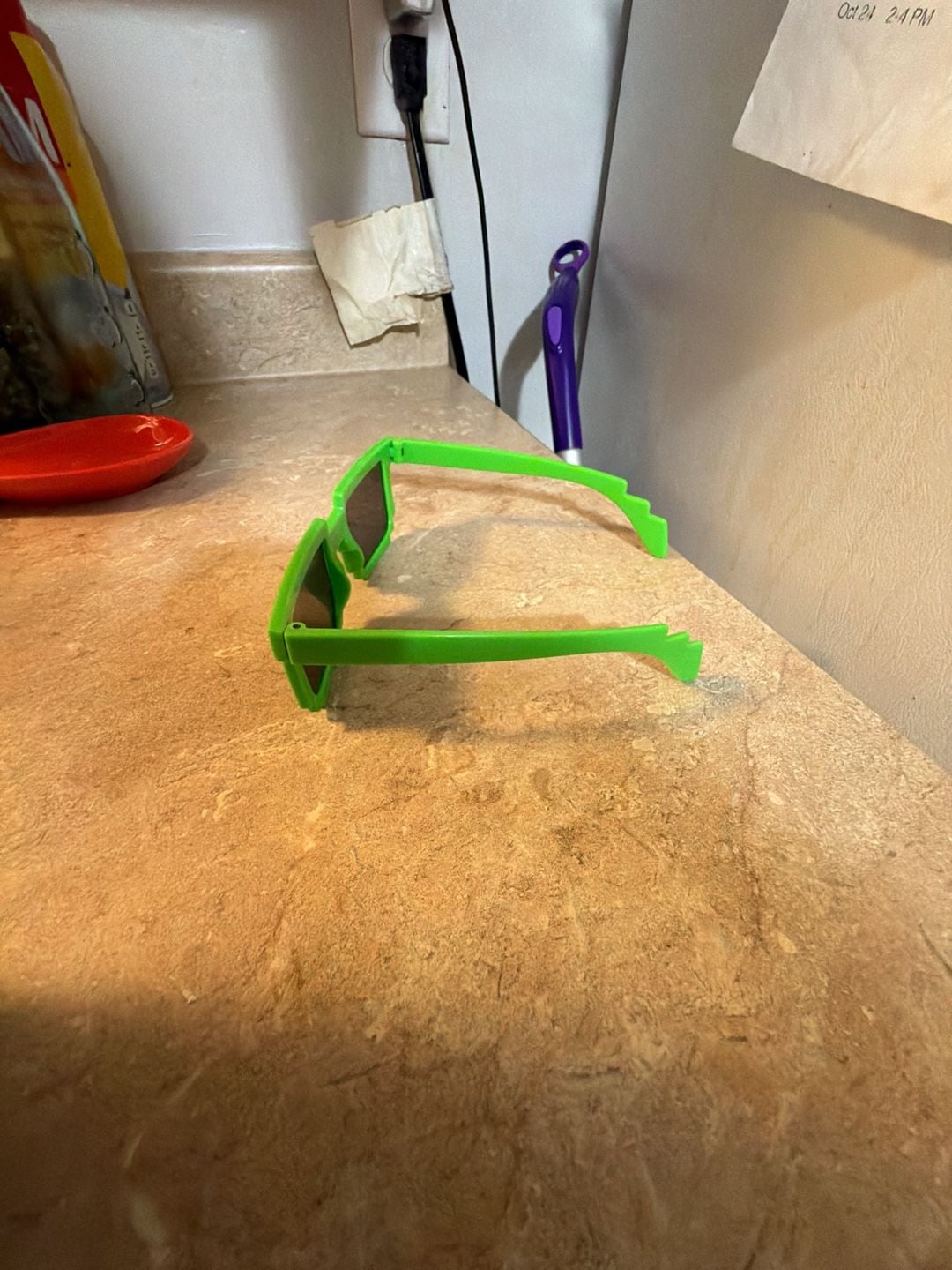 Retro 8-Bit Pixelated Videogame Style Sunglasses - Neon Green 4