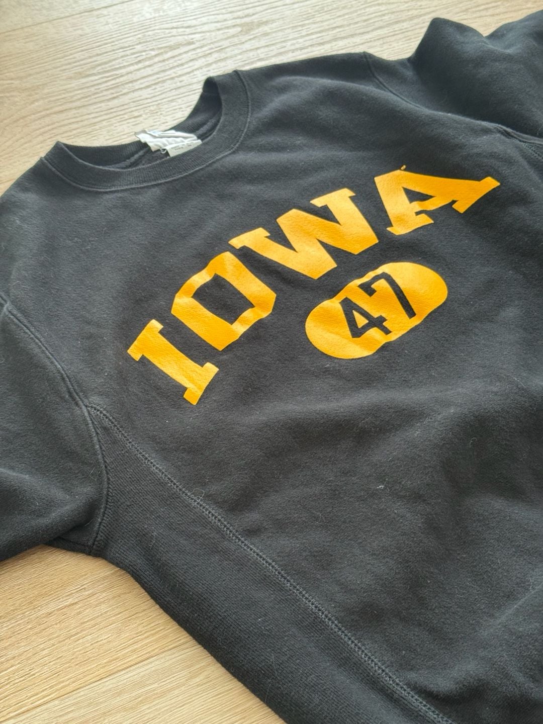 Champion Reverse Weave Iowa Hawkeyes University Crewneck Sweatshirt Black 4