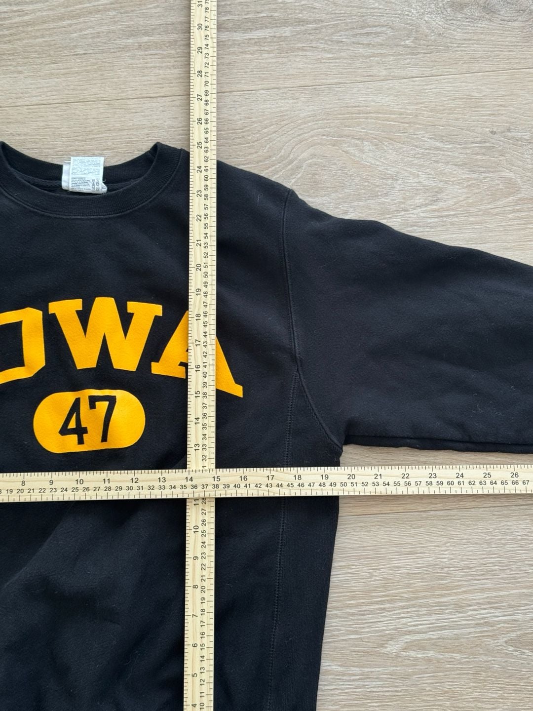 Champion Reverse Weave Iowa Hawkeyes University Crewneck Sweatshirt Black 7