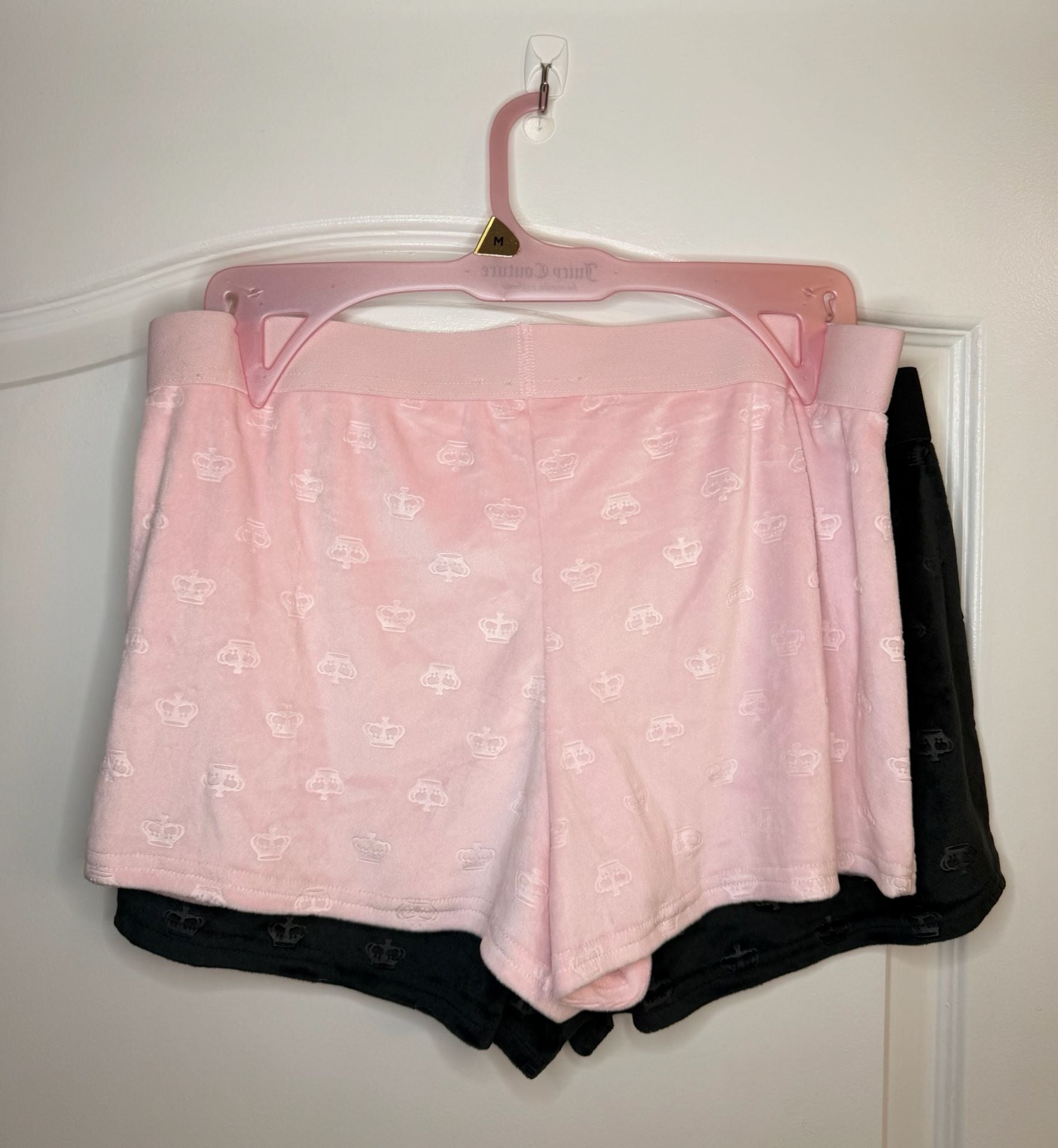 Juicy Couture 2-Pack Velour Crown Embossed Lounge Sleep Shorts 2