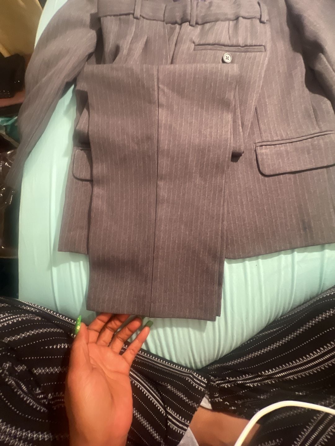 Black N Bianco Boys Gray Pinstripe 3 piece Suit Set Size 8 holidays  5