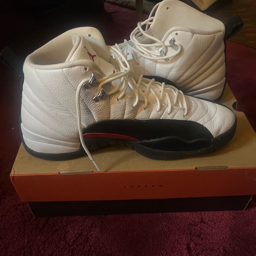Air Jordan 12 Retro White/Black-Taxi (Playoffs) 3