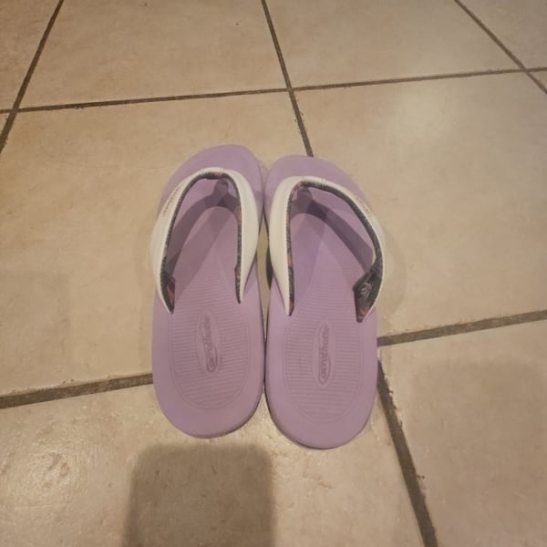 Aerothotic Women's lavender Floral Thong Flip-Flop Sandals