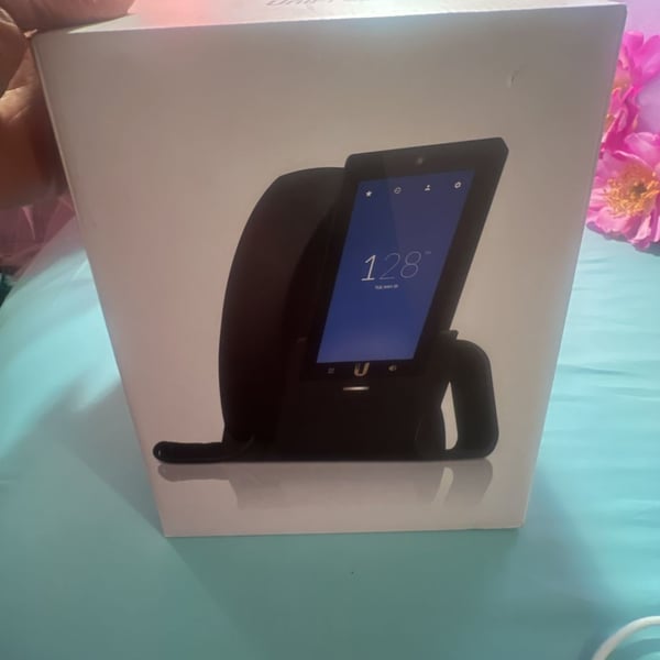 Ubiquiti UniFi Talk UVP-Touch-L VoIP Phone