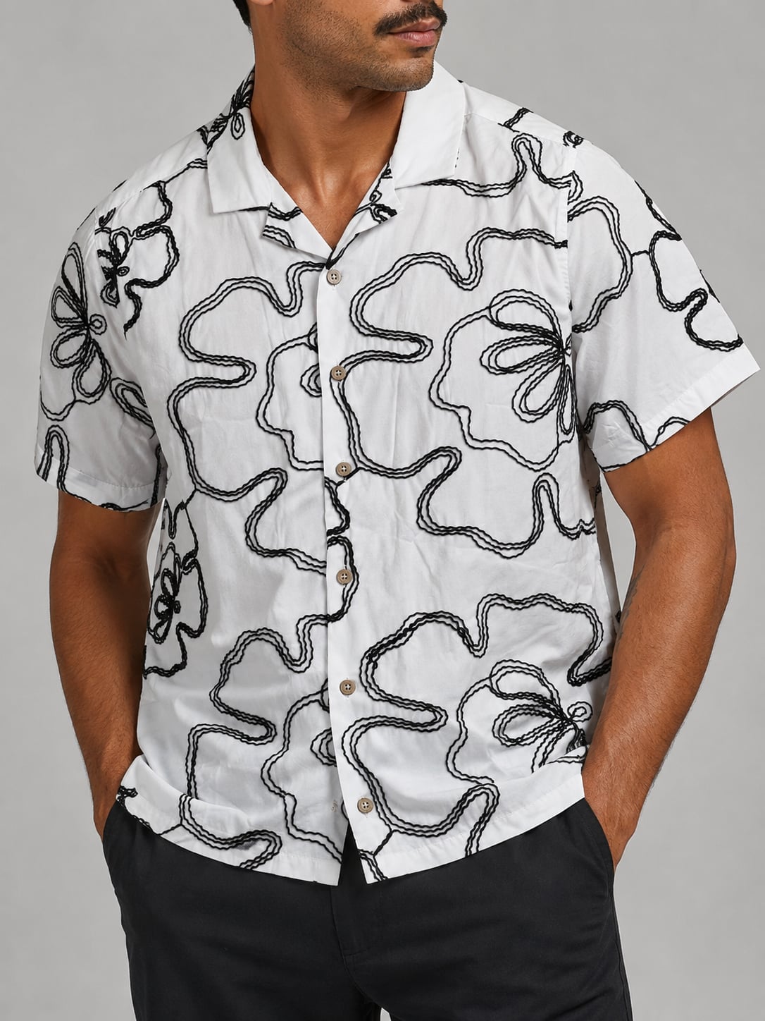 V.I.P. Collection Men's VFEW-04 Floral Embroidered Camp Collar Shirt 2
