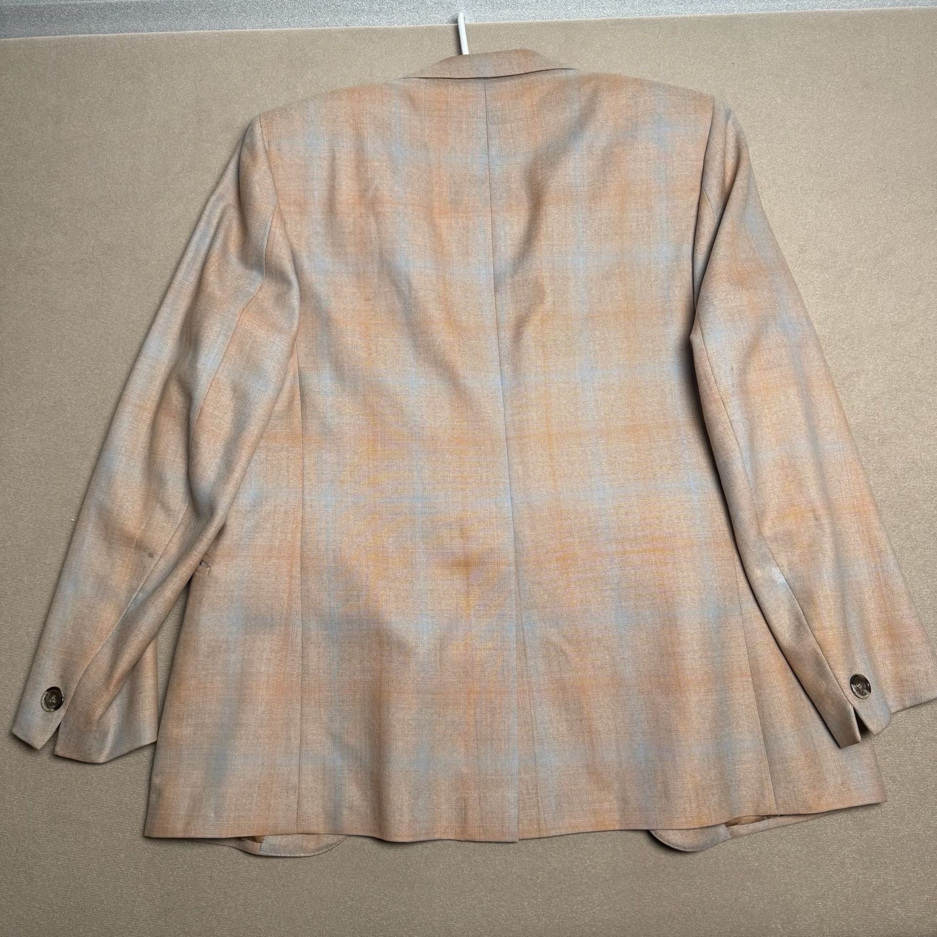 Vintage Louis Roth Clothes Tan and Blue Plaid Two-Button Sport Coat 3