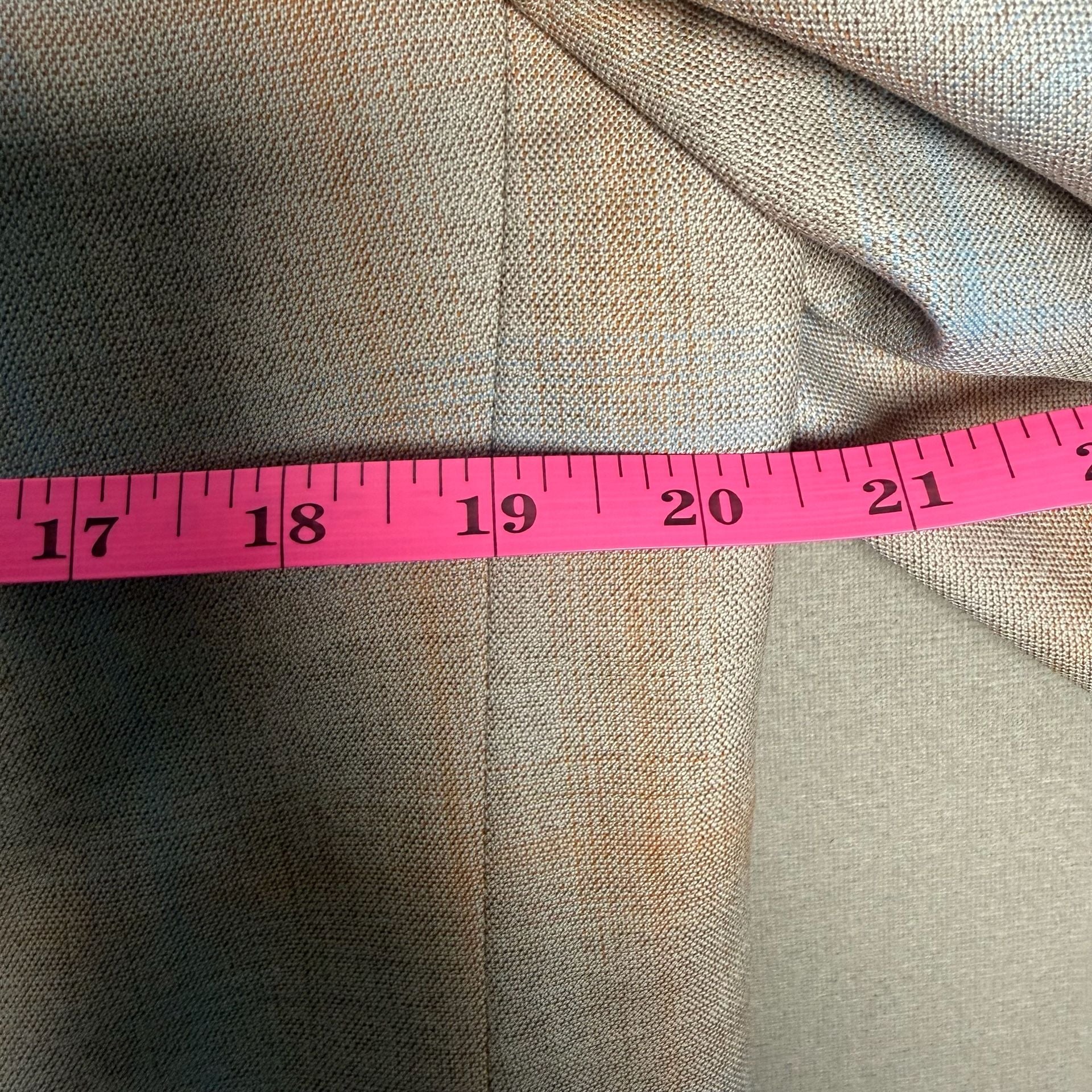 Vintage Louis Roth Clothes Tan and Blue Plaid Two-Button Sport Coat 4