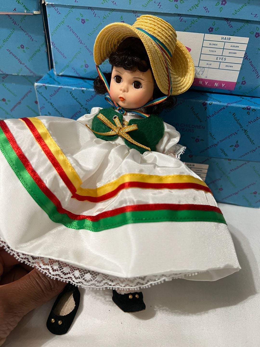 Vintage Madame Alexander International Doll Canada #534 1