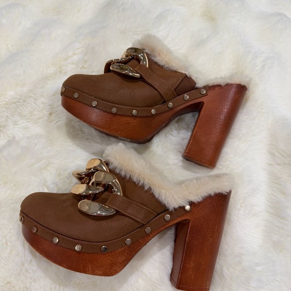 Rouge Helium Faux Suede Platform Clog Mules with Faux Fur Lining and Chain Detail
