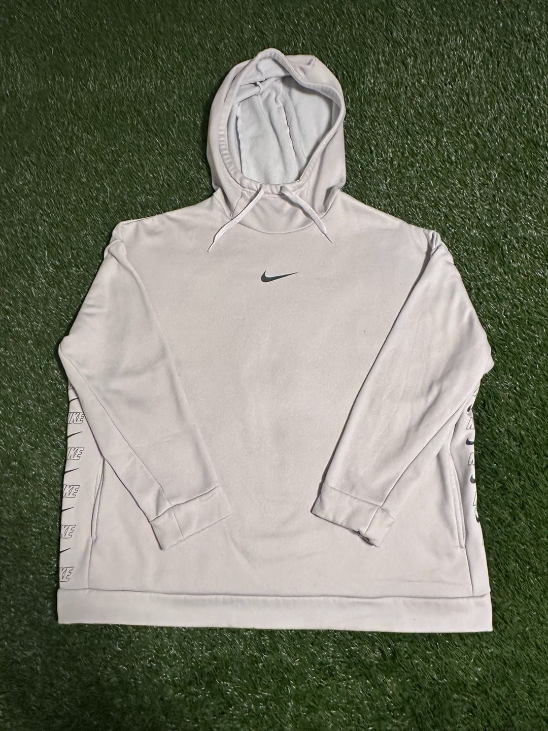 Nike Men's Center Swoosh Hoodie with Logo Side Tape Details 2