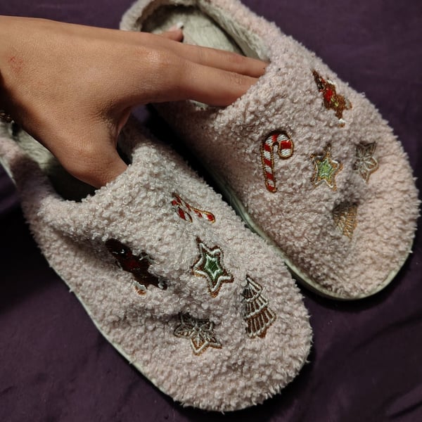 Small Beginnings Boutique Oh Snap! Gingerbread Embroidery Bedroom Slippers