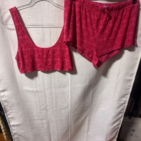 Savage X Fenty Ribbed Lounge Set with Logo Heart Print