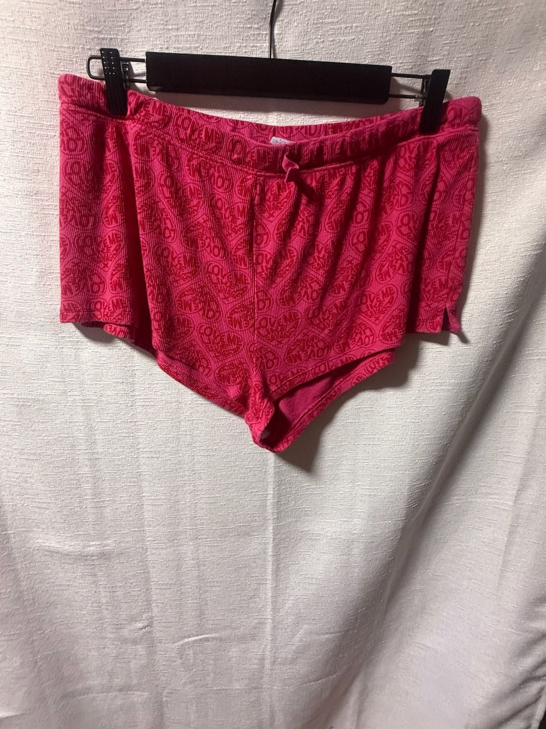 Savage X Fenty Ribbed Lounge Set with Logo Heart Print 4