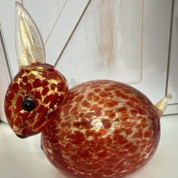 Murano Art Glass Rabbit Figurine with Red Gold Flecked Bullicante Design