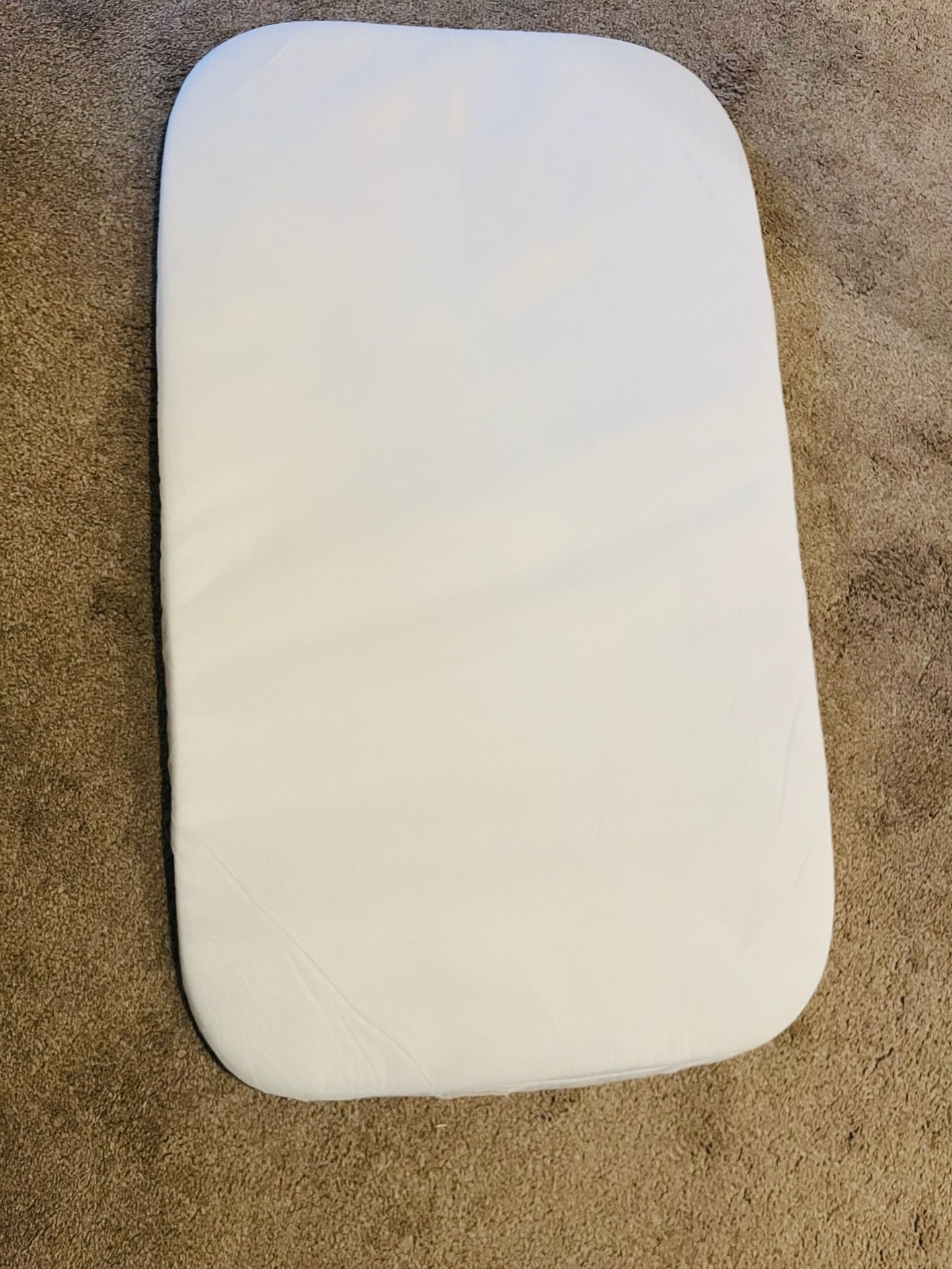 AMKE Baby Bassinet Bedside Sleeper with Storage Basket 4