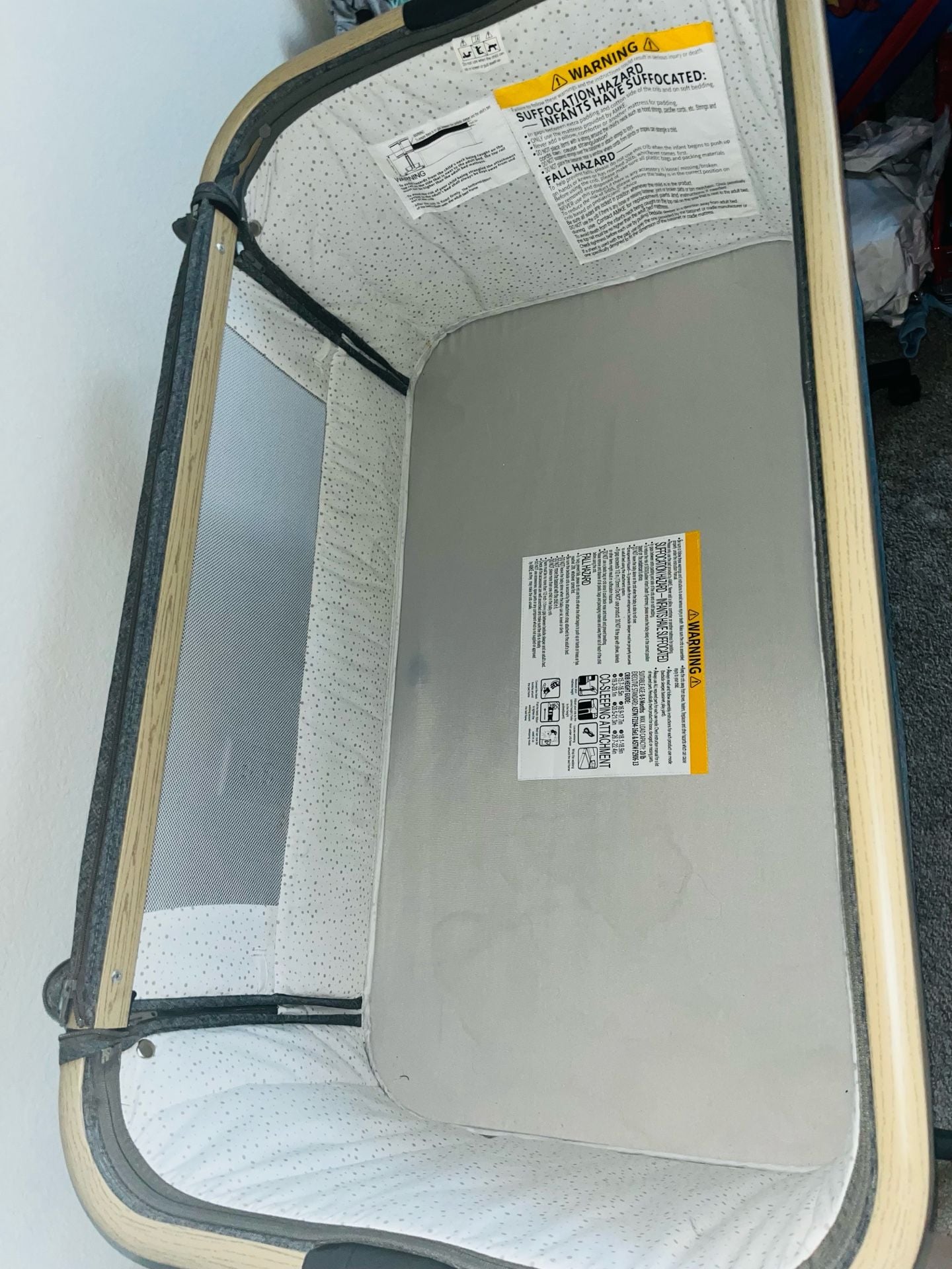 AMKE Baby Bassinet Bedside Sleeper with Storage Basket 5