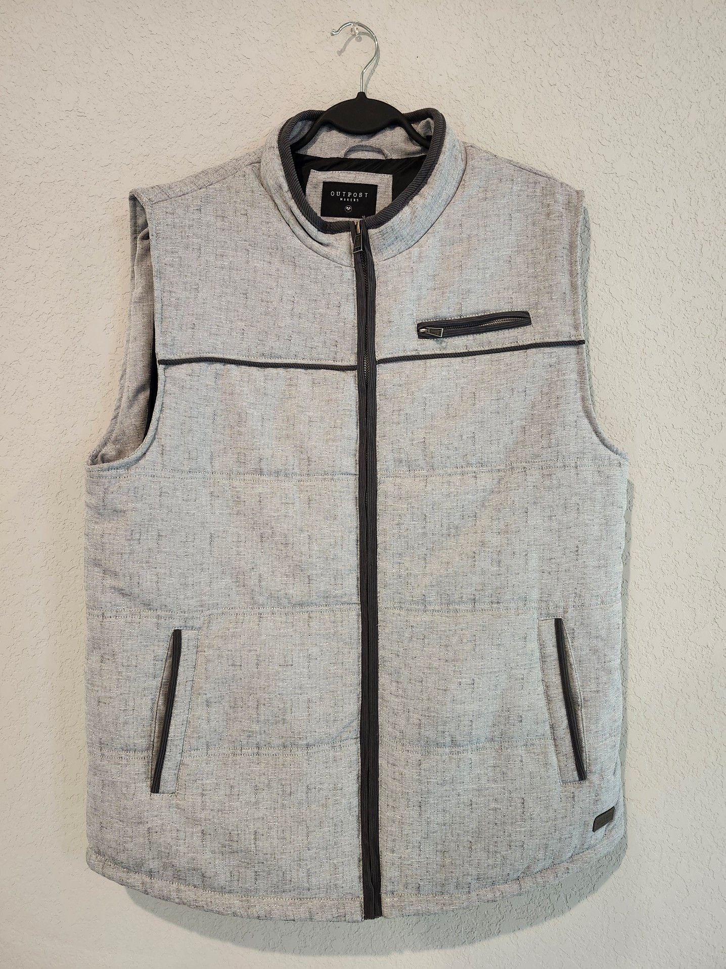 Outpost Makers Men's Marled Woven Full Zip Quilted Vest 2