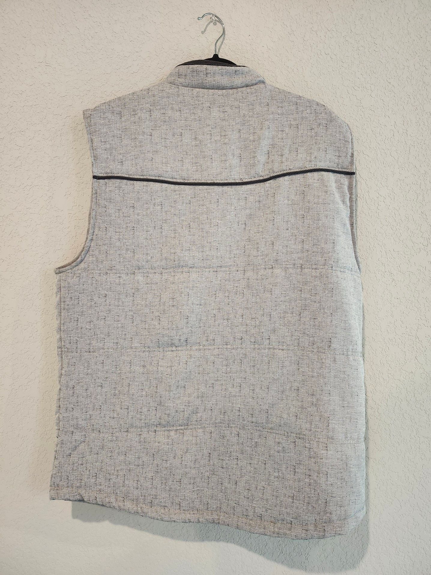 Outpost Makers Men's Marled Woven Full Zip Quilted Vest 3