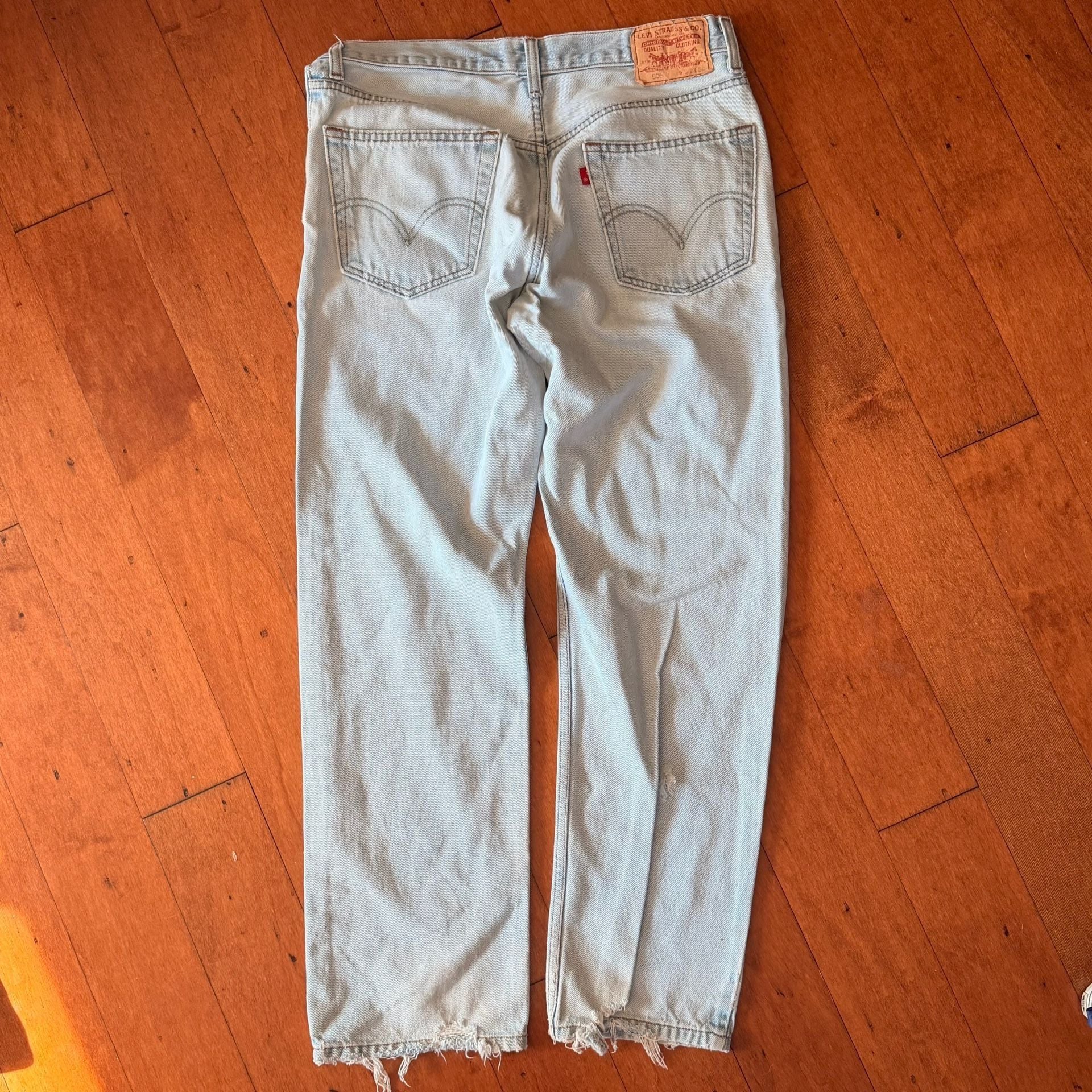 Levi's 505 Straight Leg Jeans Light Wash Raw Hem 5