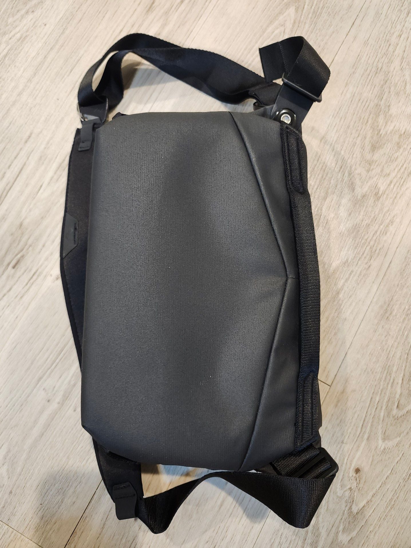 Peak Design Everyday Sling 3L Camera Bag 4