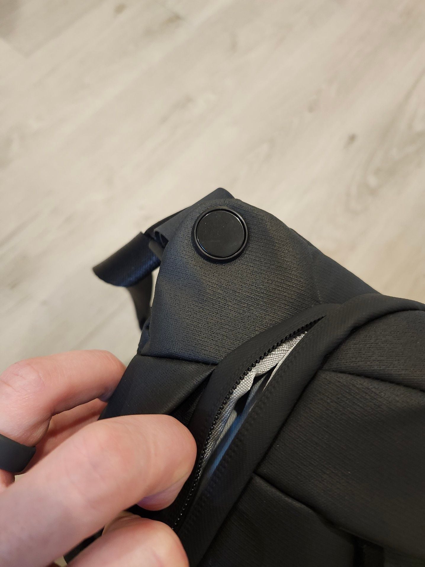 Peak Design Everyday Sling 3L Camera Bag 11