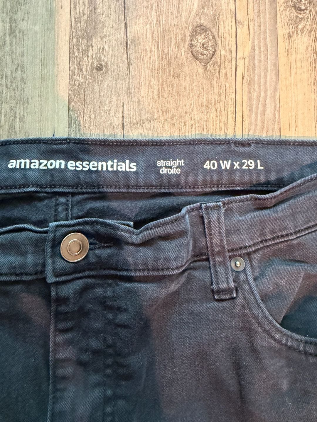 Amazon Essentials Men's Straight Fit Jeans 3