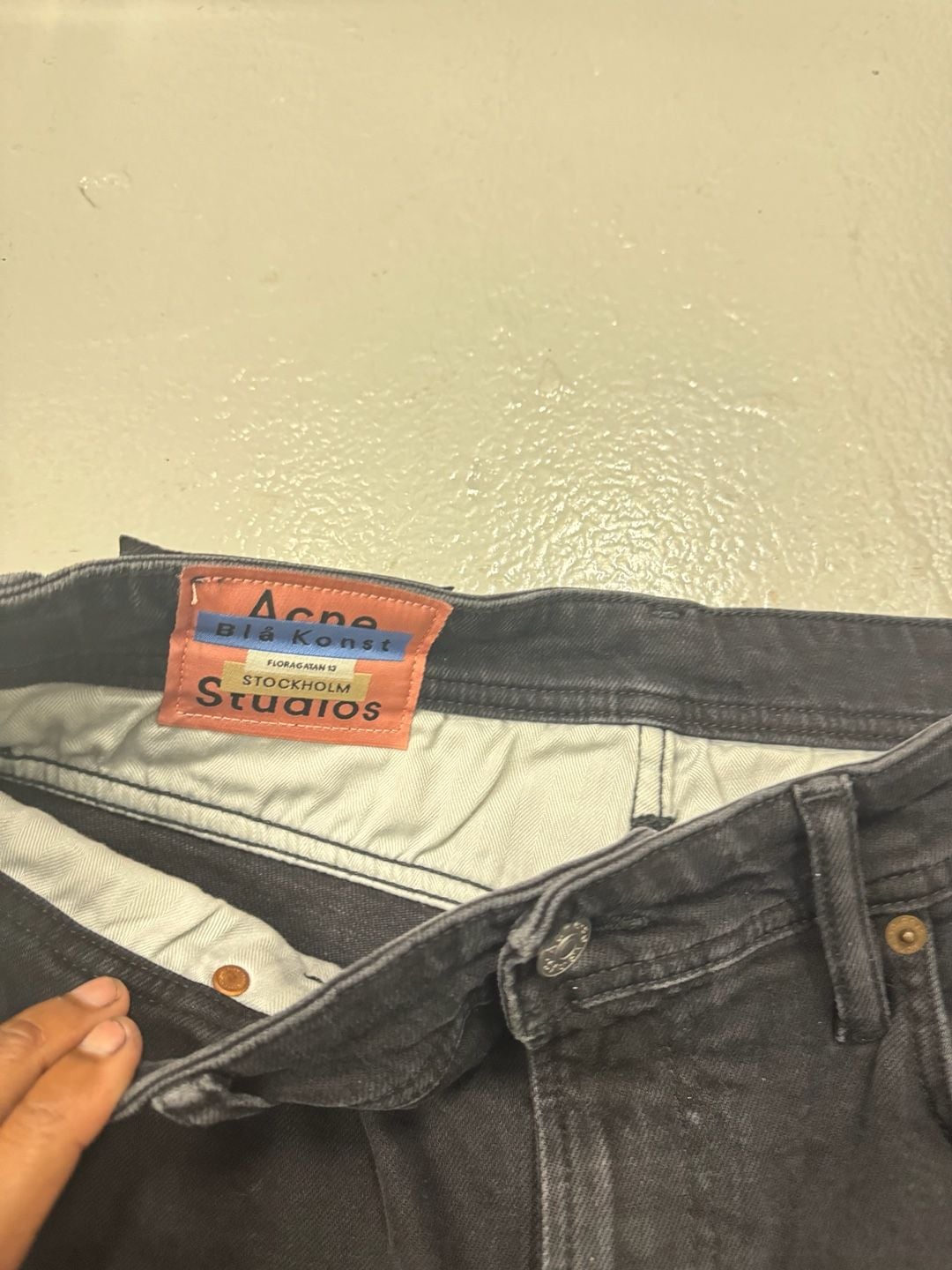 Acne Studios Blå Konst Melk Used Black Jeans 3