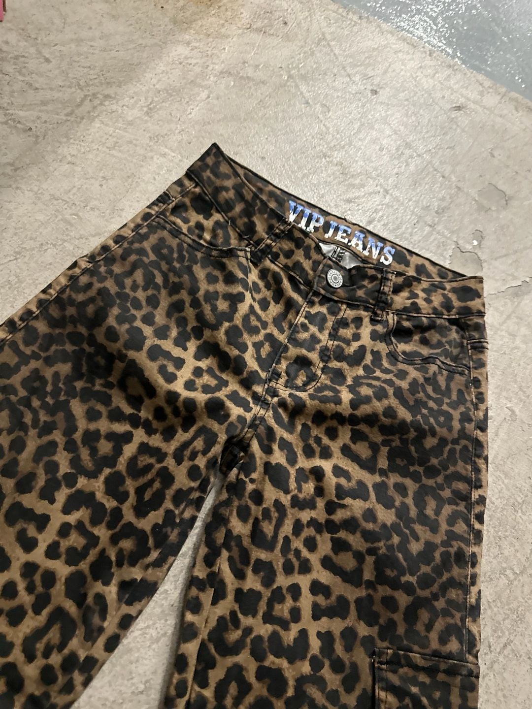 V.I.P. Jeans Women's Leopard Print Cargo Pants Style 2-60152LPDY-10S 3