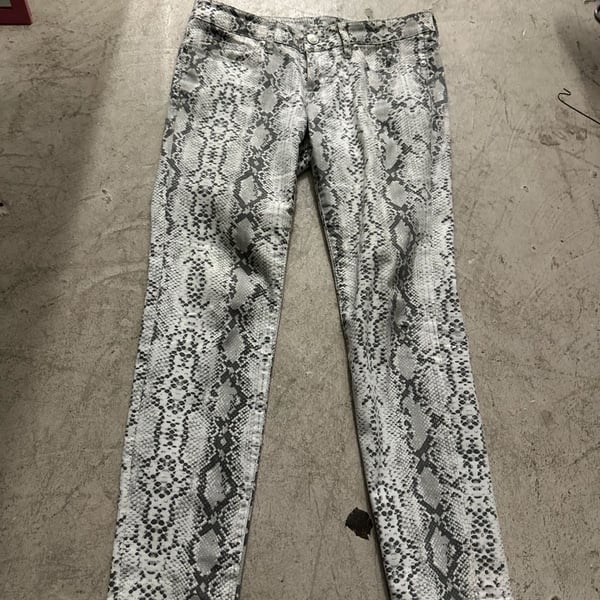 Seven7 Womens Snake Skin Print Skinny Jeans