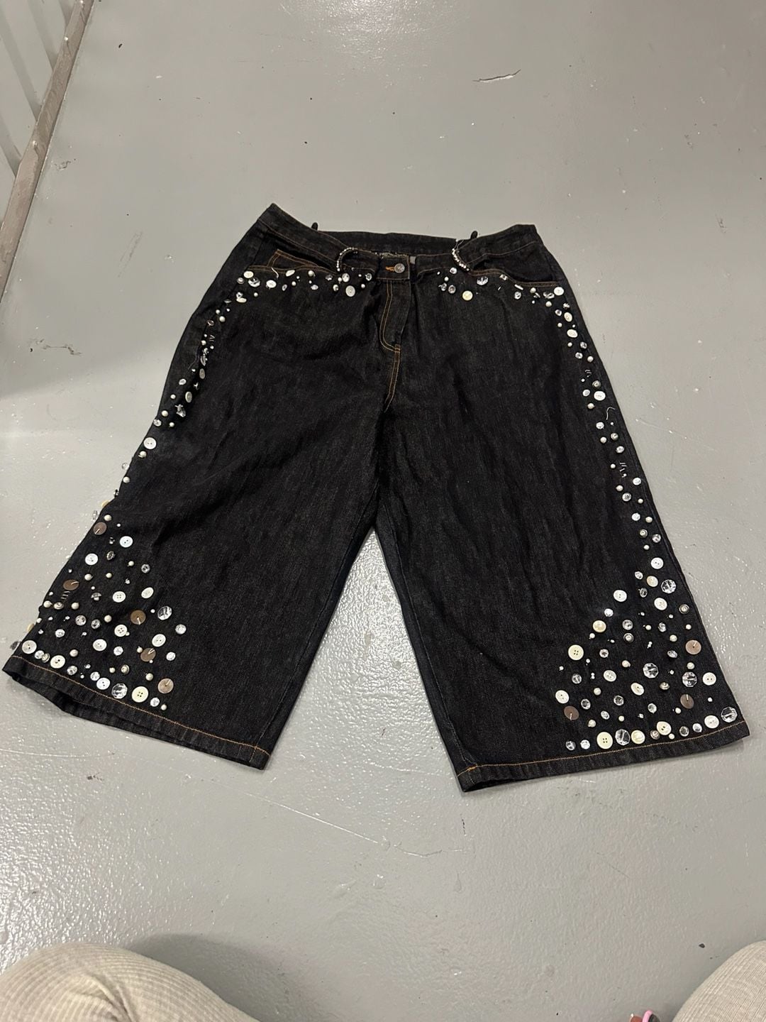 Precious Denim Women's Cropped Pants 1