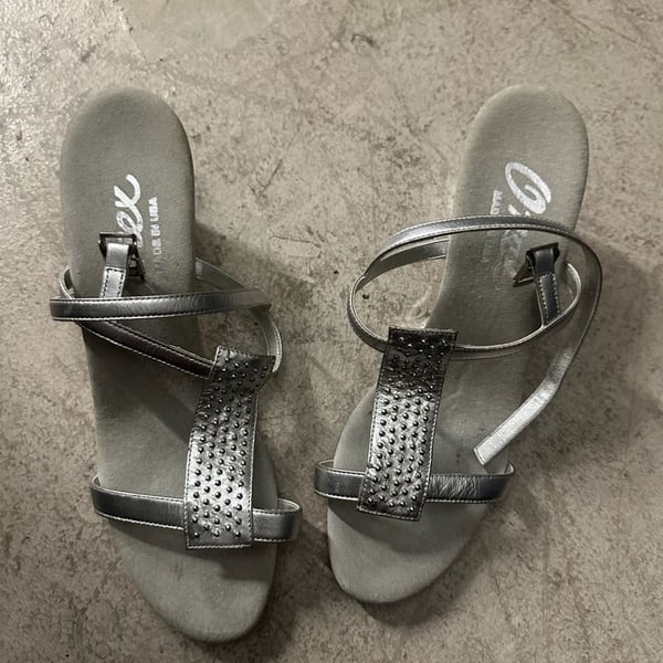 Onex Women's Studded Metallic Silver Wedge Sandals