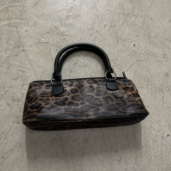 Primeware Insulated Leopard Print Wine Clutch Handbag