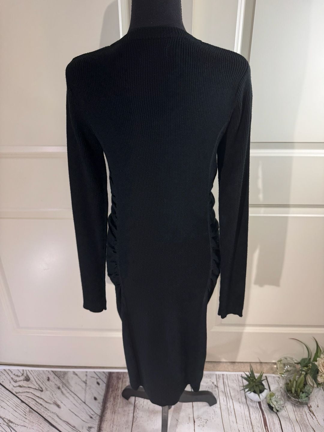 Calvin Klein Ribbed Wool Blend Knit Bodycon Sweater Dress with Ruched Sides Med 3