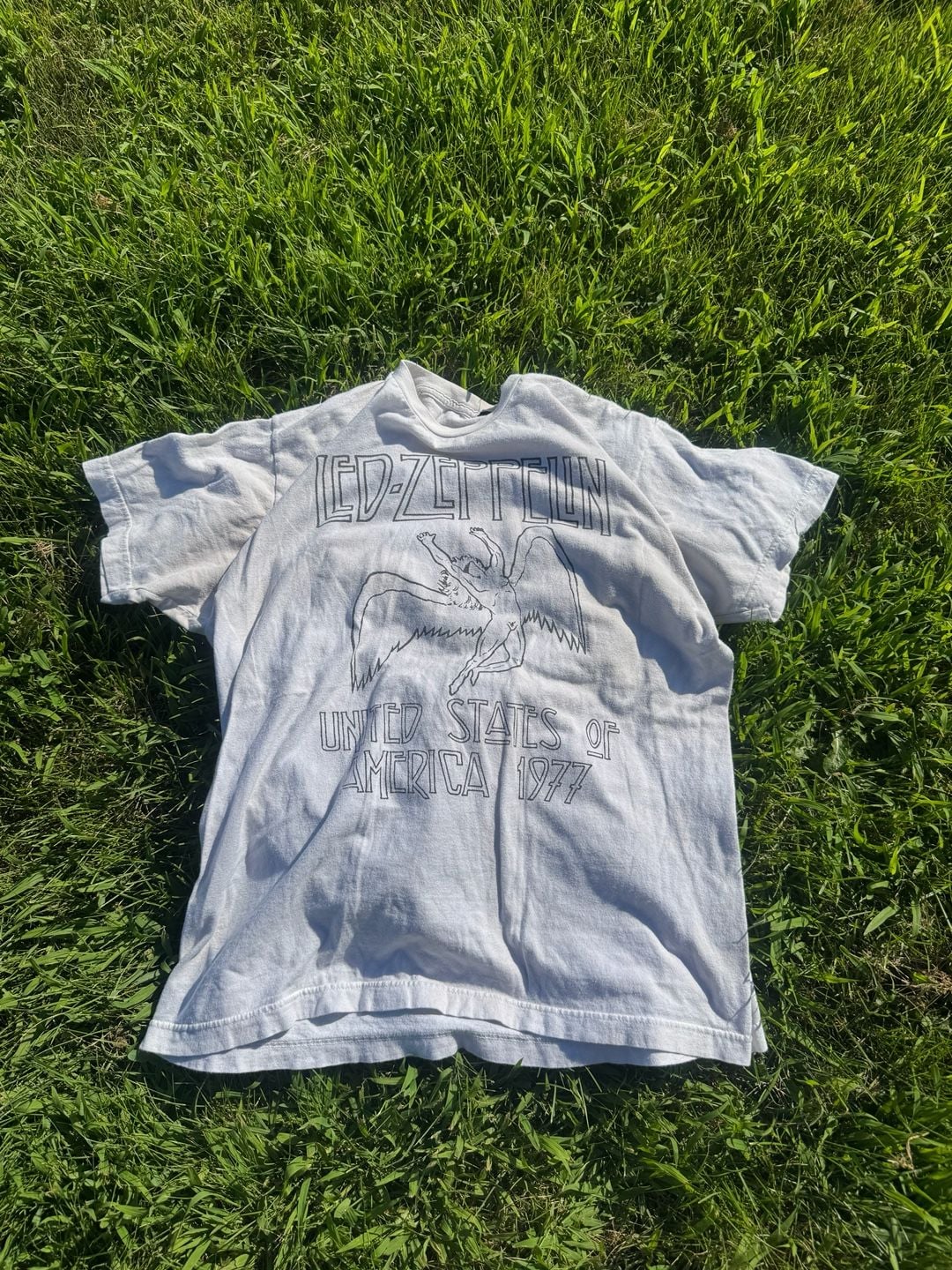 Led Zeppelin United States of America 1977 Graphic T-Shirt 1