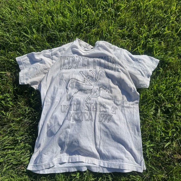Led Zeppelin United States of America 1977 Graphic T-Shirt