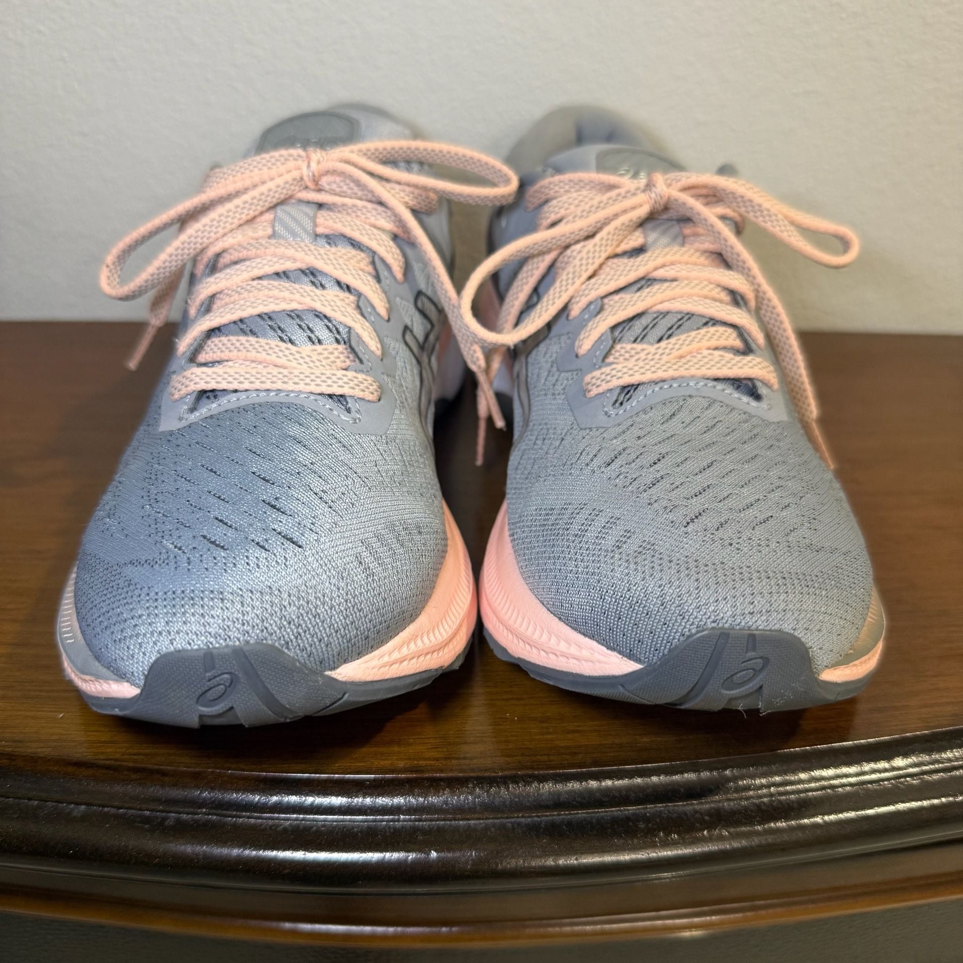ASICS Women's Gel-Kayano 27 in Sheet Rock/Pure Silver Women size 9.5 3