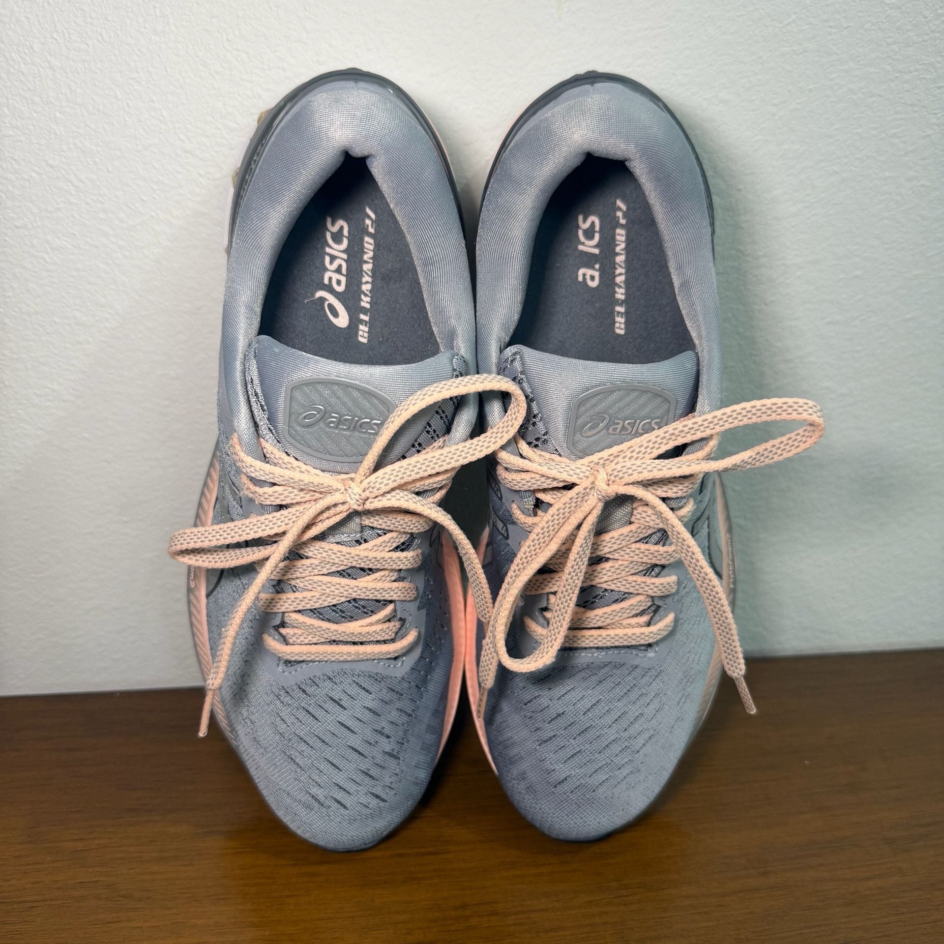 ASICS Women's Gel-Kayano 27 in Sheet Rock/Pure Silver Women size 9.5 8