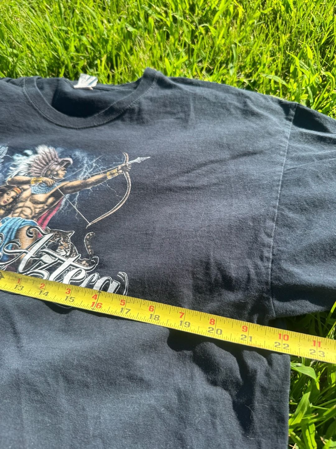 Fruit of the Loom Realeza Azteca Aztec Warrior and Princess Graphic T-Shirt 4