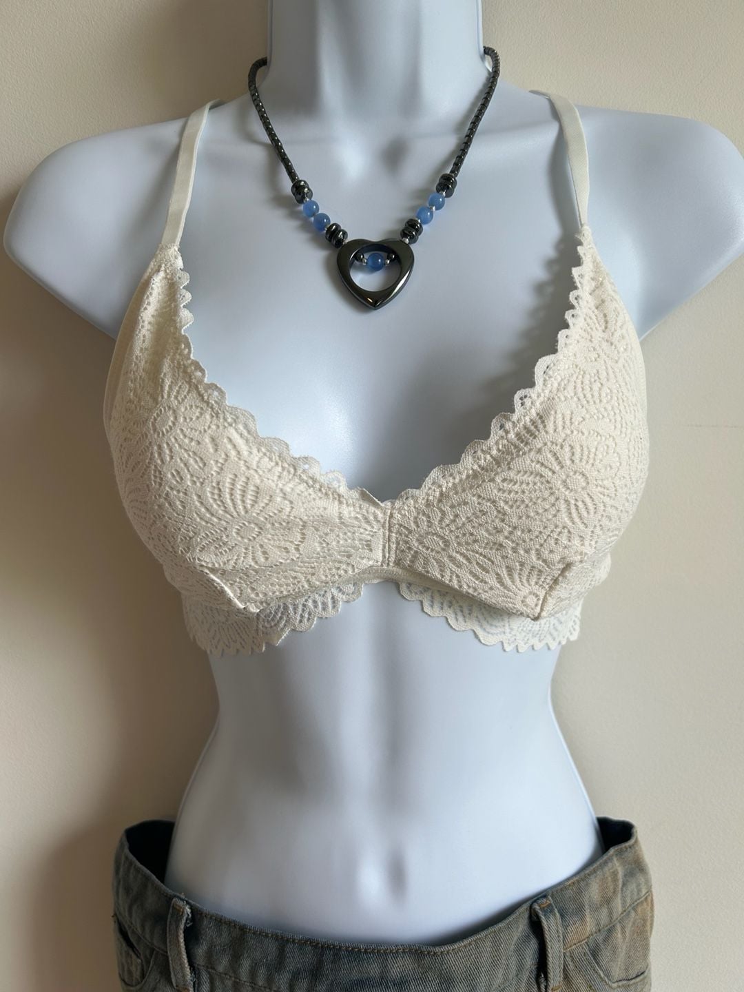 Auden Women's Lace Cross-Back Bralette in White 1