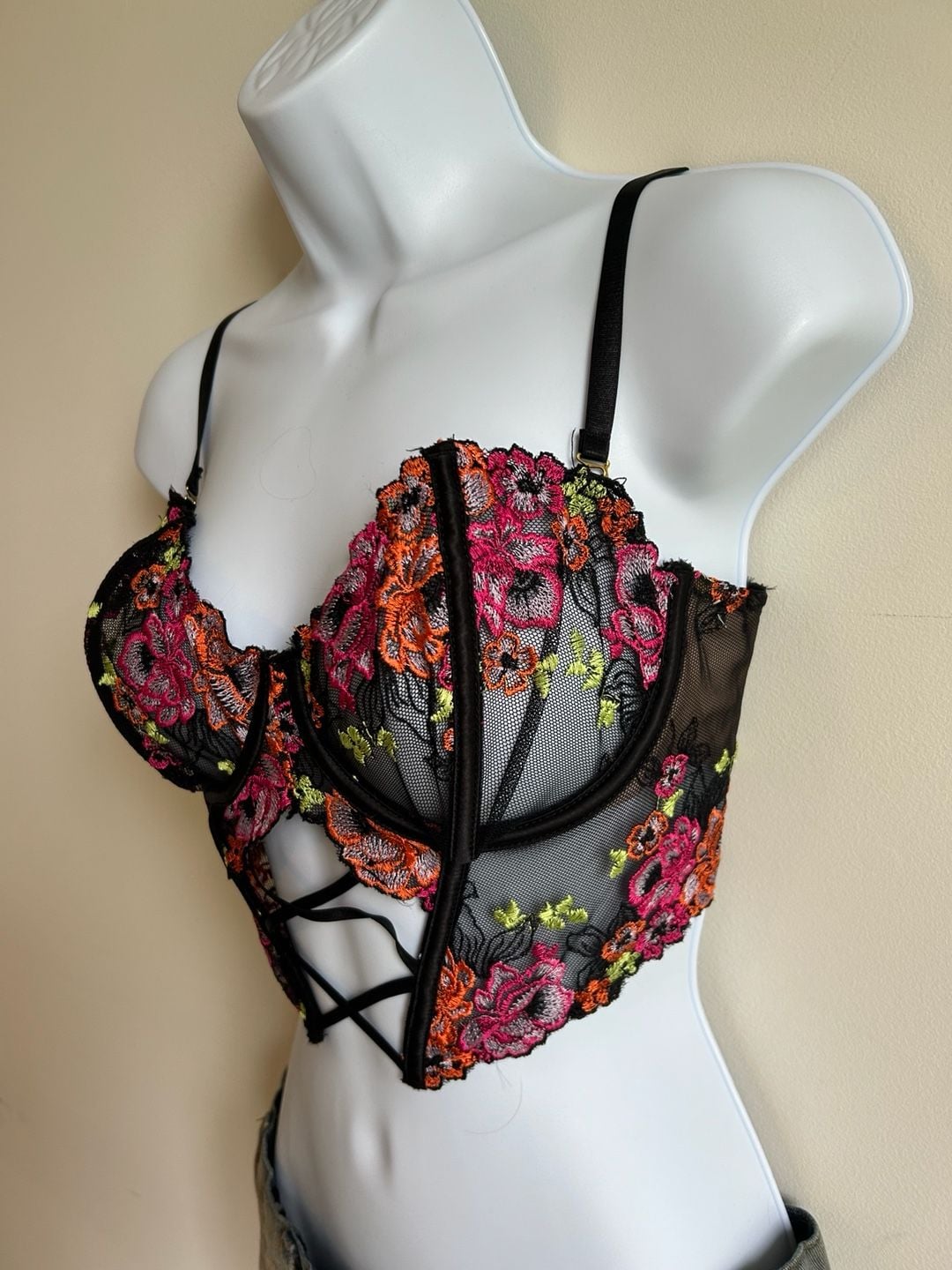Floral embroidered bustier bra 5
