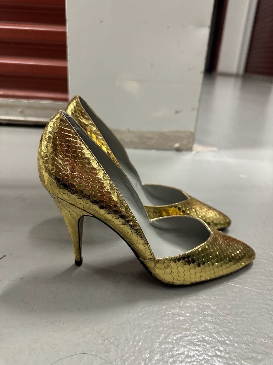 Perezjuan-Das Gold Metallic Snakeskin Pointed Toe Stiletto Pumps 1