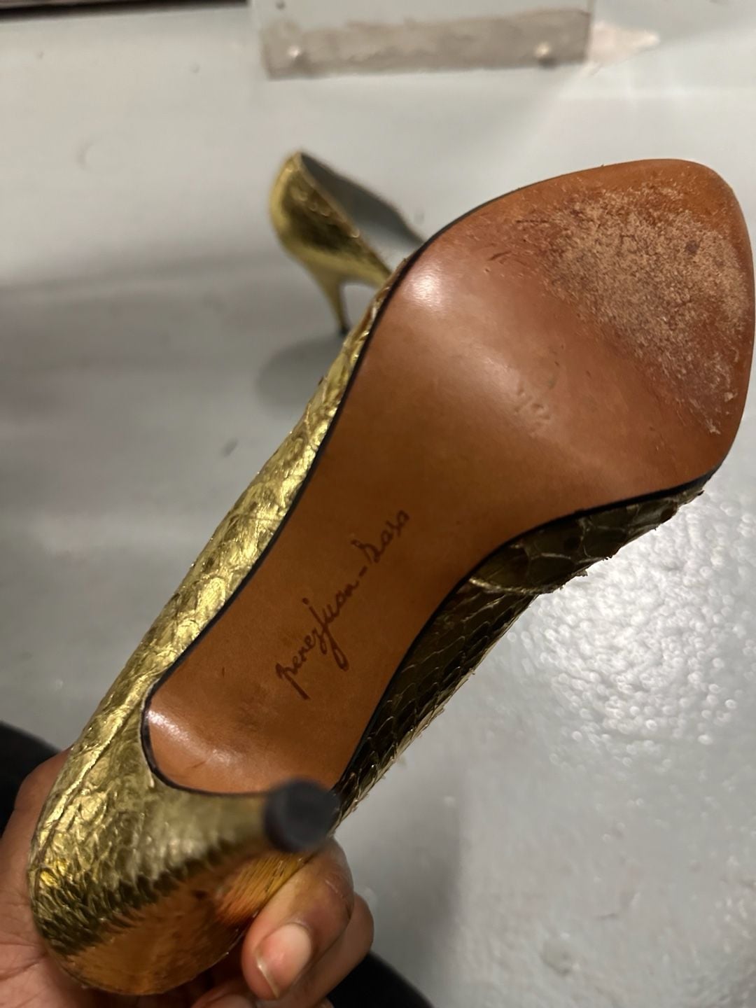 Perezjuan-Das Gold Metallic Snakeskin Pointed Toe Stiletto Pumps 3