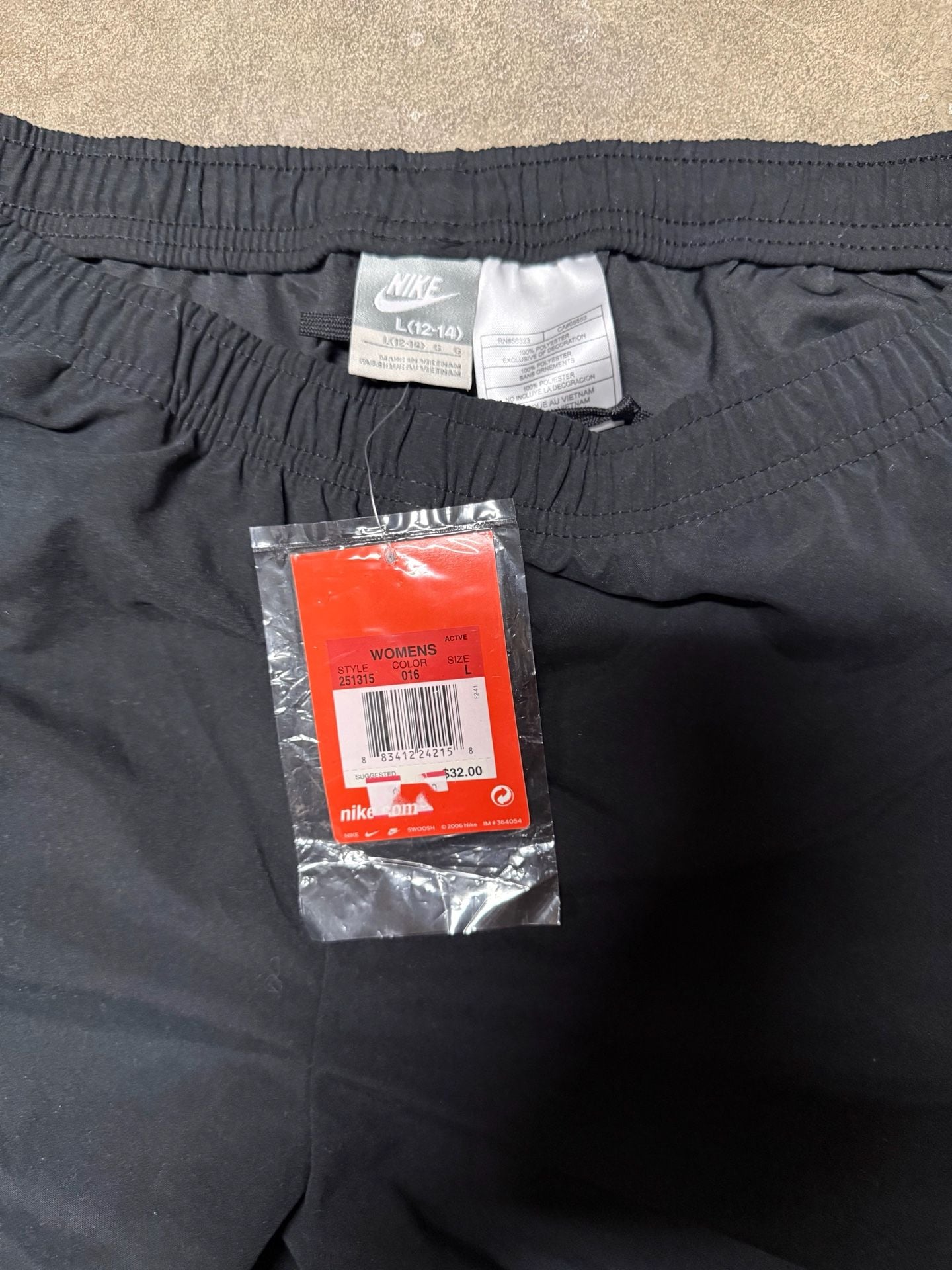 Nike Women's Vintage Y2K Windbreaker Track Pants 4