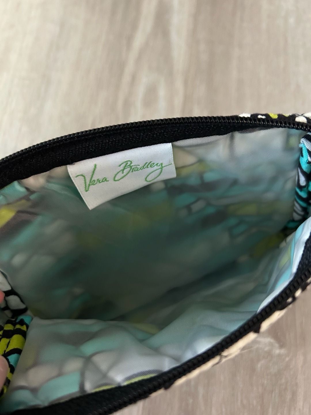 Vera Bradley Island Blooms Quilted Zip-Top Cosmetic Makeup Bag 7