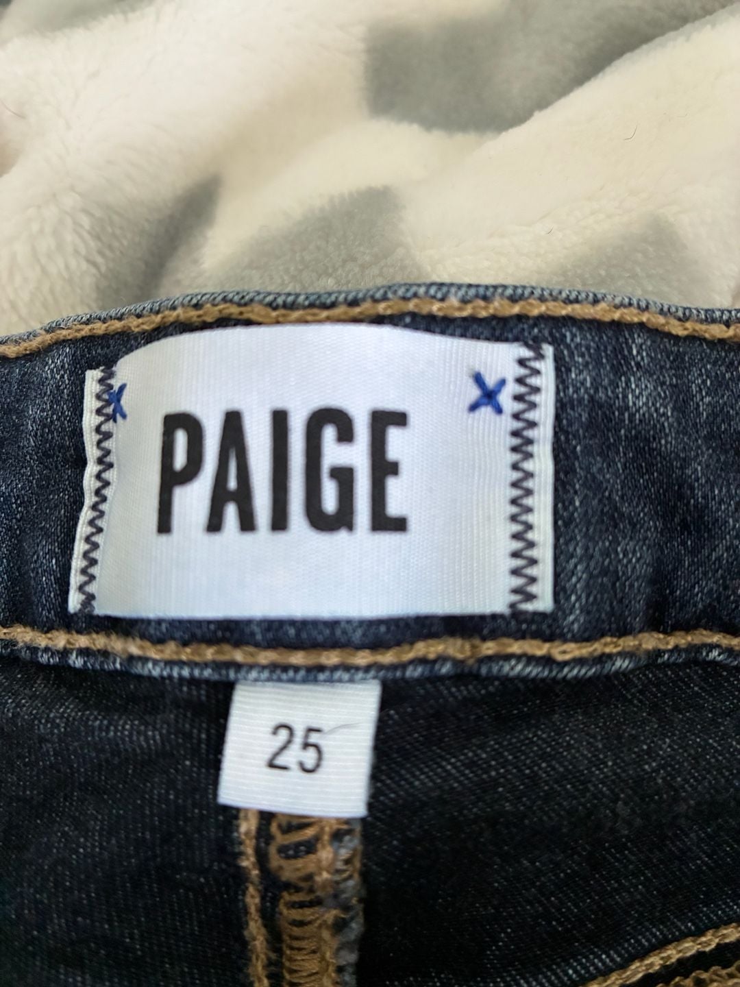 PAIGE Verdugo Ankle Skinny Jeans Size 25 4