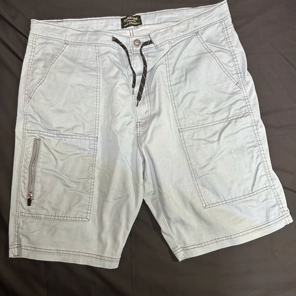 Signature by Levi Strauss & Co. Men's Utility Cargo Shorts with Drawstring