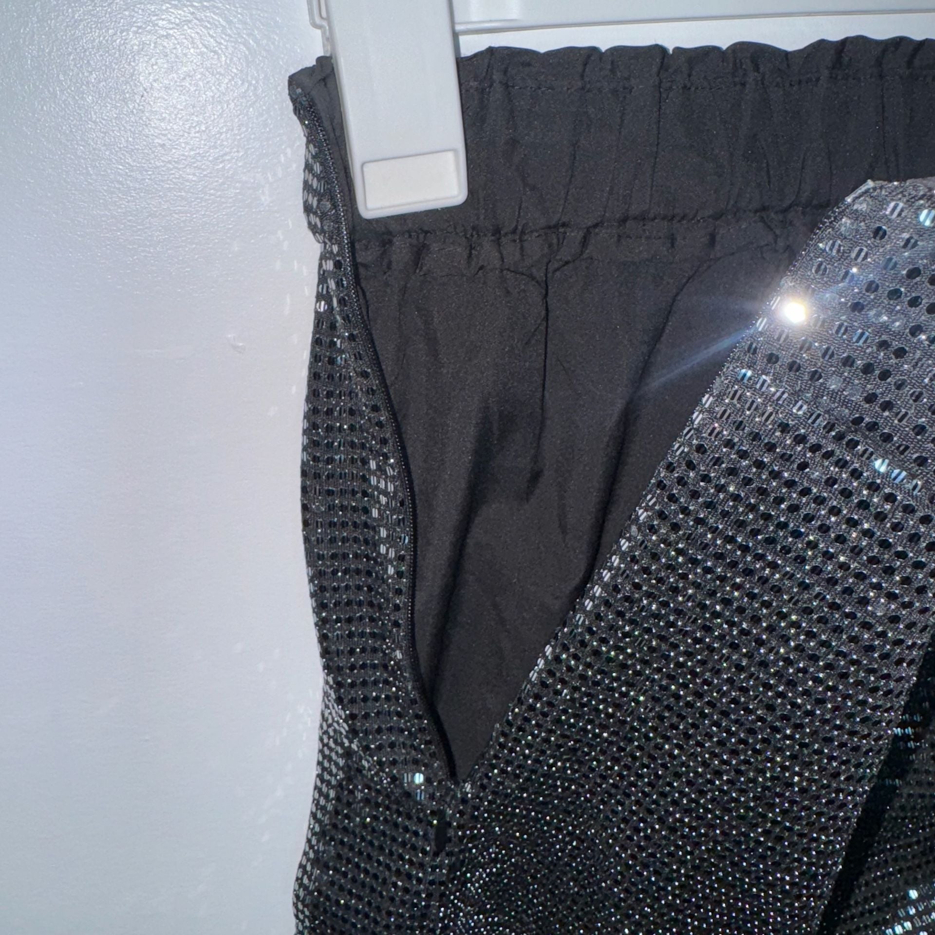 Le Soir par Molly Bracken Black Sequin Tulip Hem Mini Skirt 10